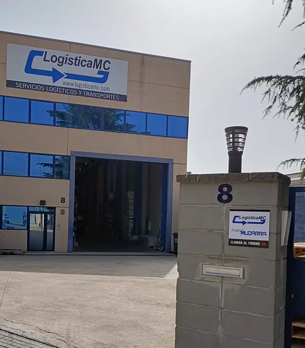 Almacén logístico y servicios para empresas - Logística MC